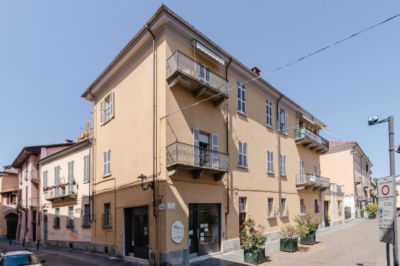 Апартаменти San Martino Modern & Elegant Flat Асті Екстер'єр фото